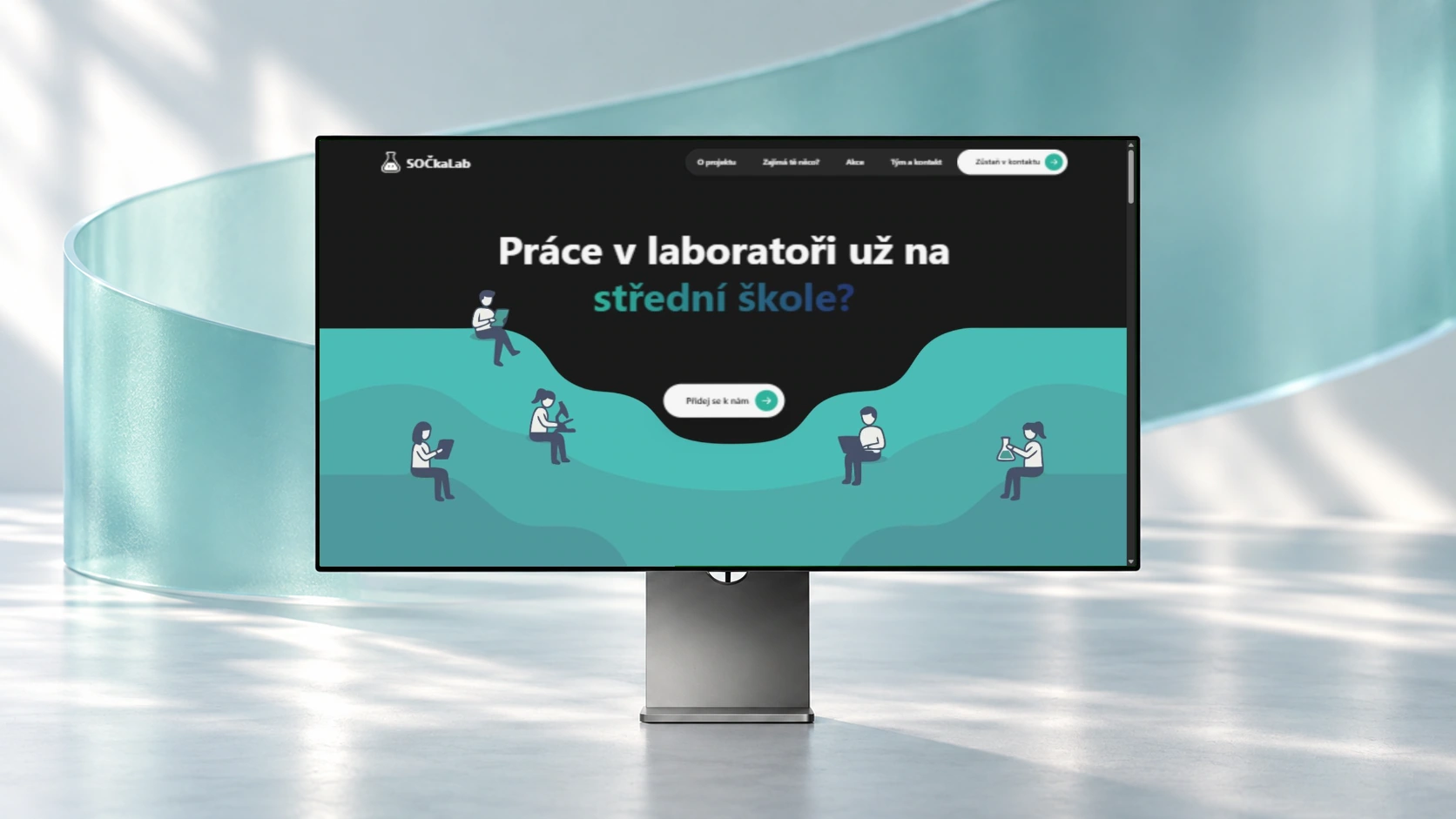 SOČkaLab — web na monitoru